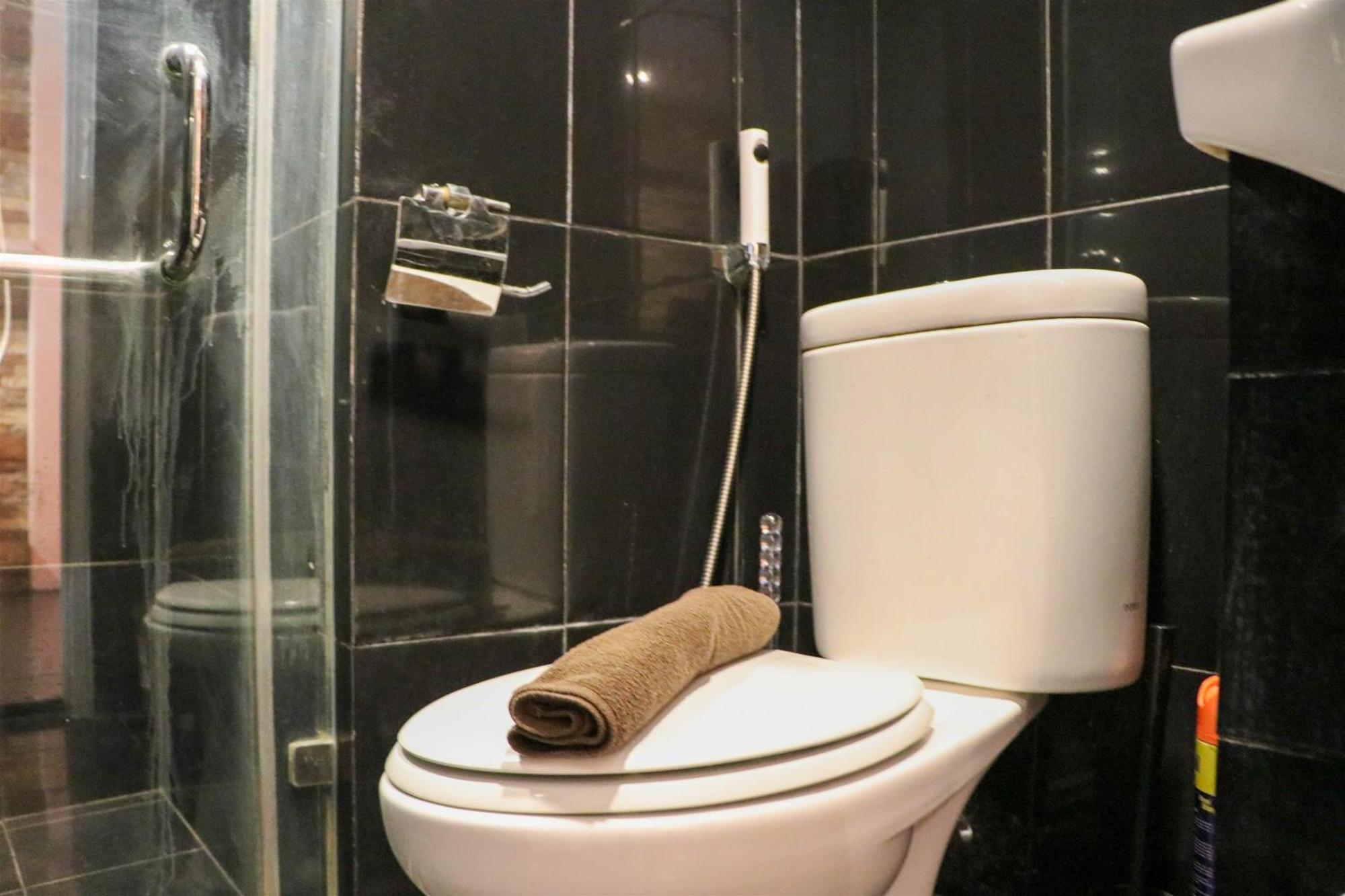 Apartment Spacious And Comfort At Bay Pluit By Travelio